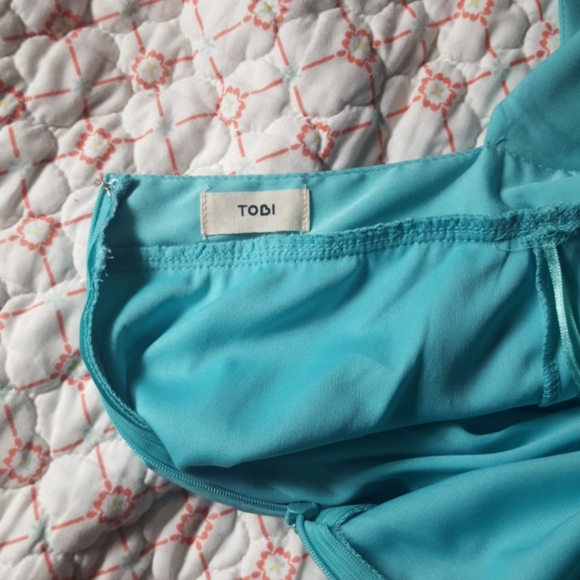 - Backless maxi dress - Picture 6 of 8